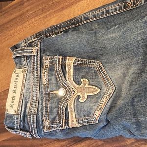 Rock Revival Ligeia Easy Crop, Size 31